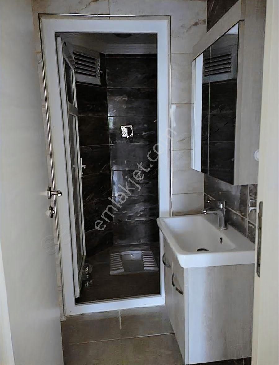 Sakarya Akyazı Gazi Süleyman Paşa Mah. 2+1 Yüksek Giriş 110 M2 - Görsel 3