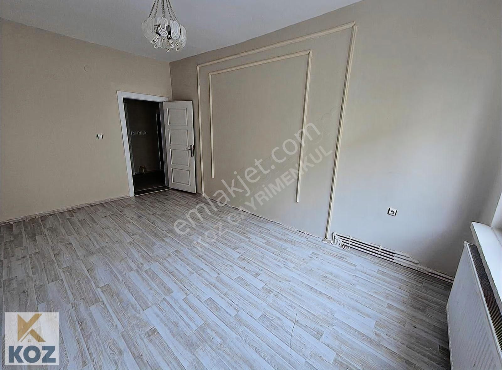 Koz Emlak'tan Vakıfpark Karşısı Arakat 3+1 Kiralık Daire - Görsel 3