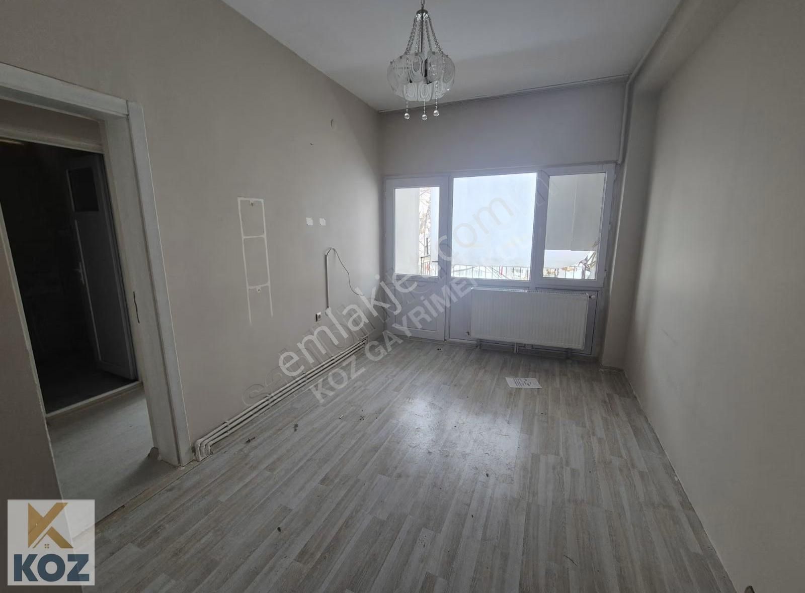 Koz Emlak'tan Vakıfpark Karşısı Arakat 3+1 Kiralık Daire - Görsel 9