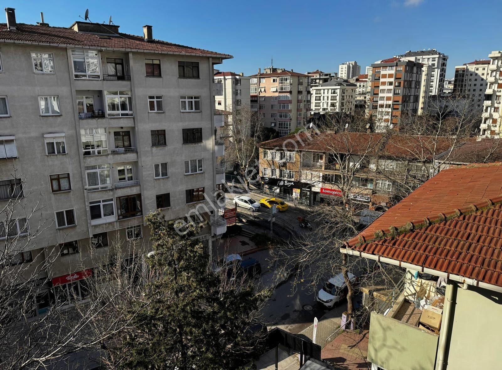 Erenköy Etemefendi'de 13 Yıllık 95m2 2+1 Balkonlu Satılık Boş - Görsel 2