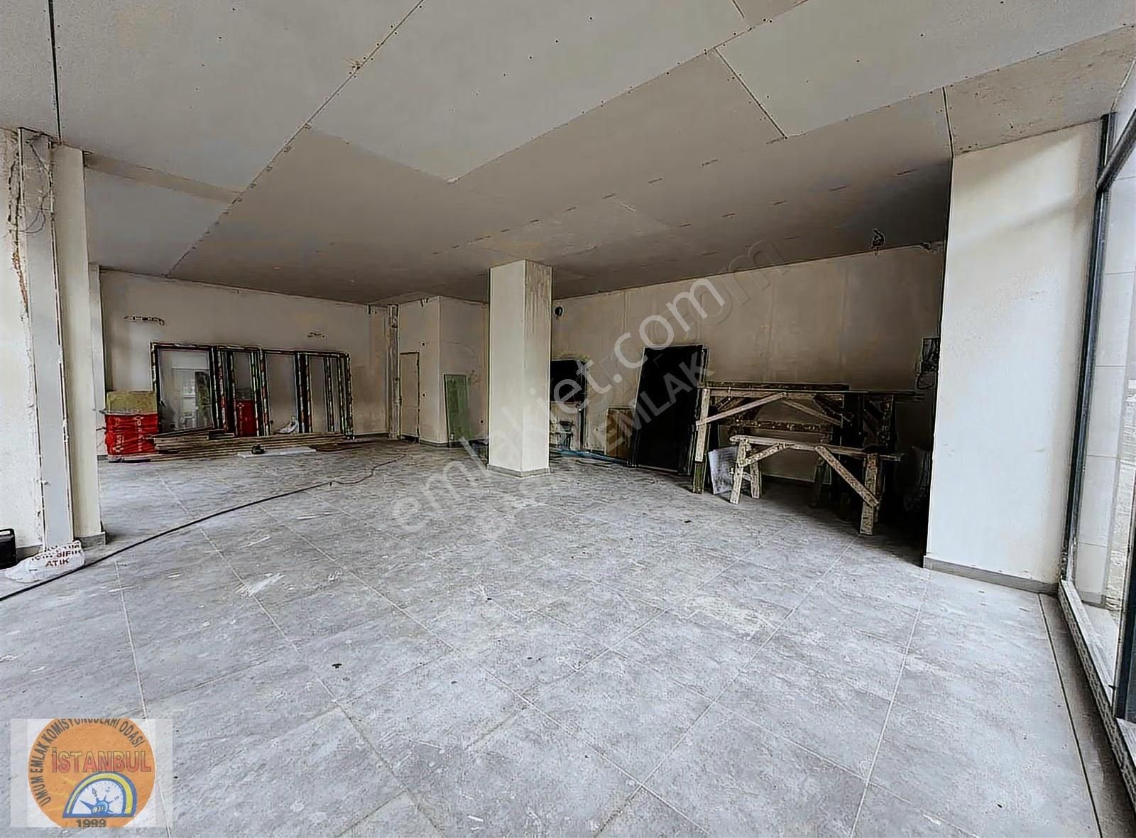 Erenköyde Yeni Binada Kurumsala Kiralık Köşebaşı Dükkan - Görsel 12