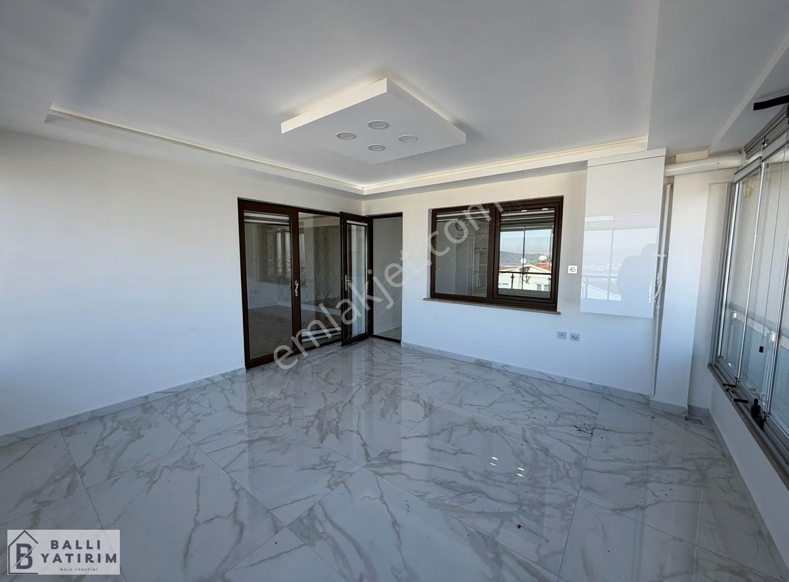 Ballı Yatırım'dan Manzaralı 5+1 275 M2 Net Lüx Satılık Daire - Görsel 23