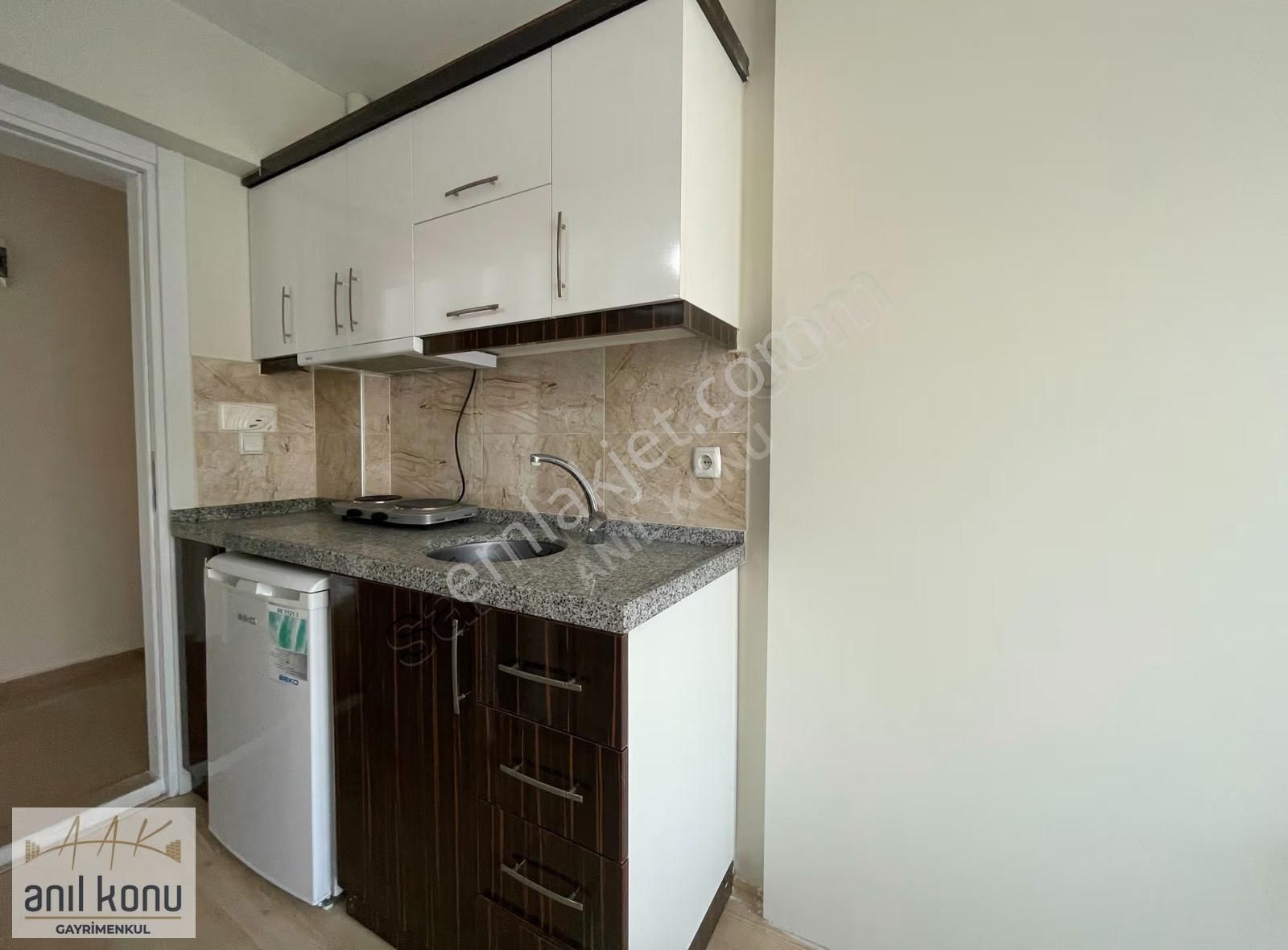 Anıl Konu'dan Üniversiteye Yakın Bayana 1+0 Kiralık Daireler - Görsel 3