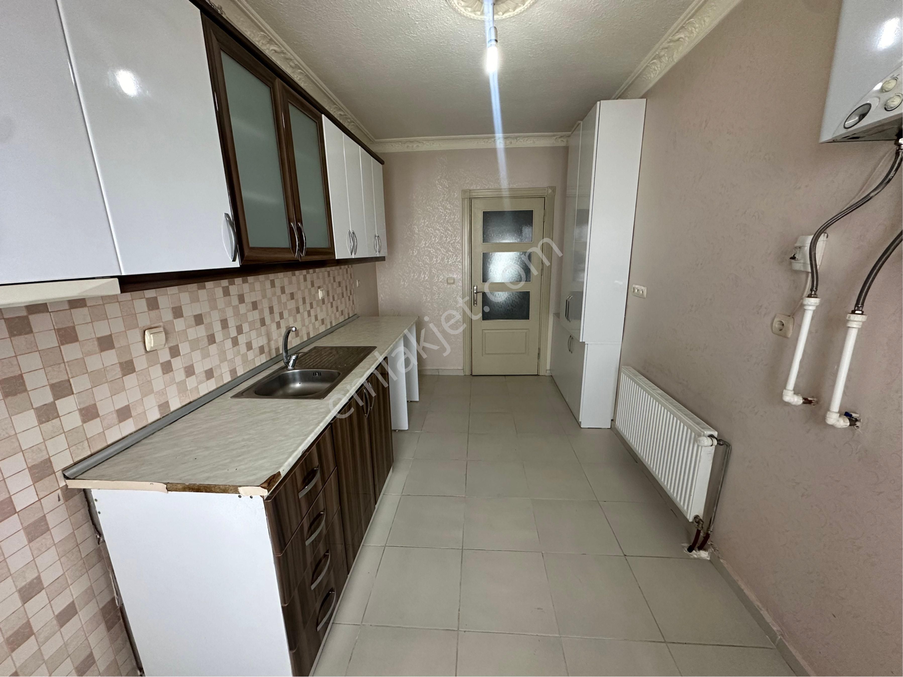 Furkan Doğan’dan Fırat Mah İnderesi Toki’de Acil Satılık 3+1 Yapılı Daire - Görsel 2