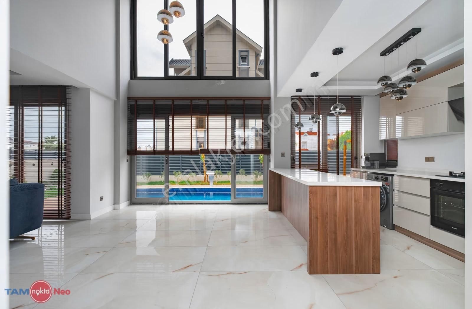 Antalya Kadriye'de Eşyalı Özel Havuzlu Lüks 3+1 Villa - Görsel 12