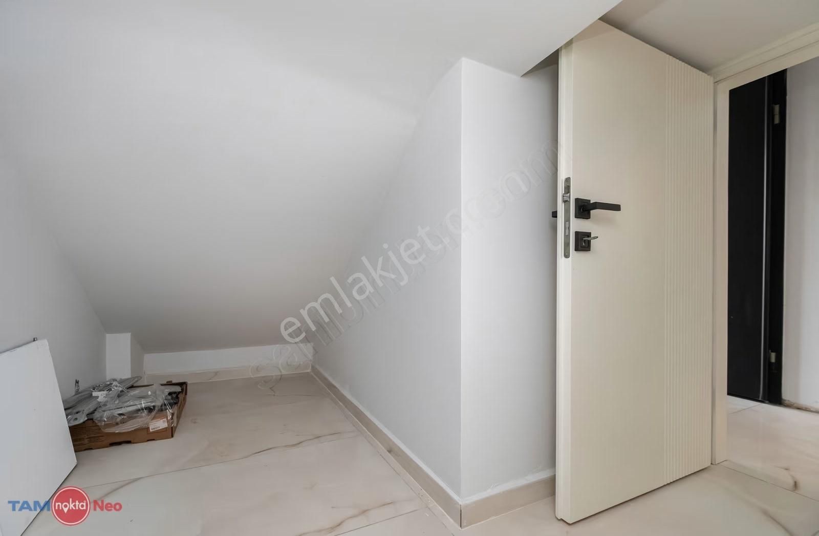 Antalya Kadriye'de Eşyalı Özel Havuzlu Lüks 3+1 Villa - Görsel 26