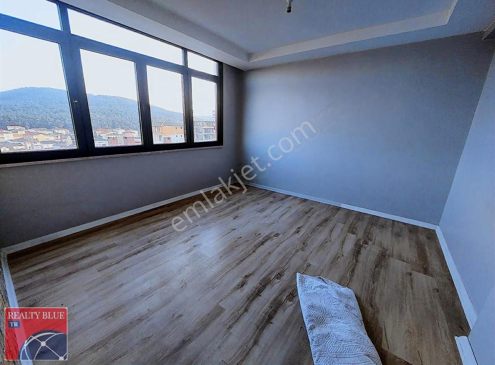 Sancaktepe Akpınar Mah Satılık Orman Manzaralı 4+1 Ara Kat 145m² - Görsel 5