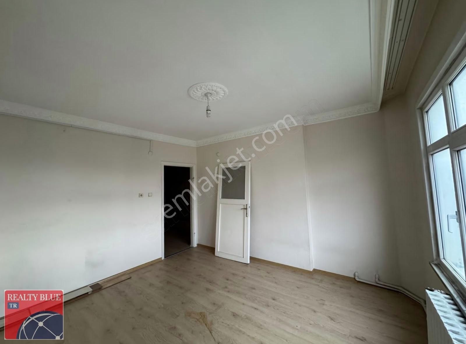 Sultanbeyli Merkez Fatih Bulvarı Üzerinde 2+1 Kiralık Geniş Ofis - Görsel 24