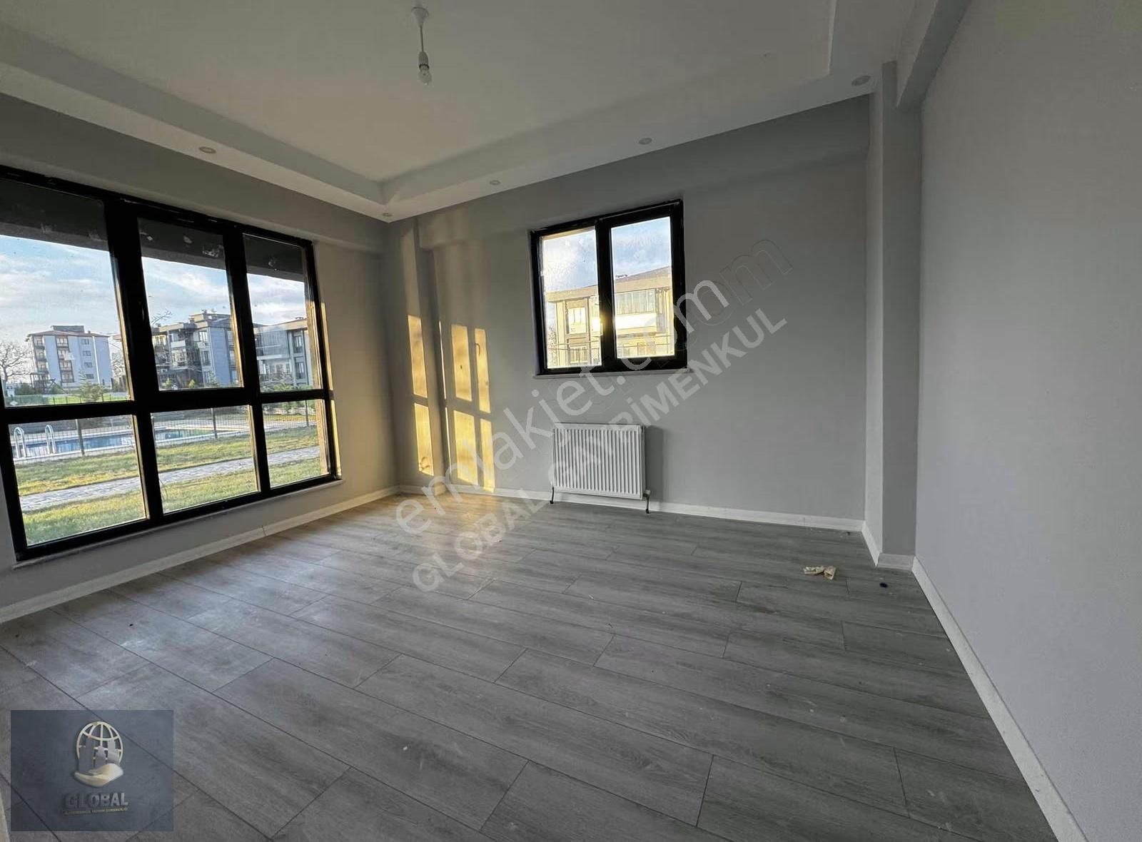 Çorlu Hürriyet Yataymimari Havuzlu Butik Siteiçi Bahçekatı 2+1 - Görsel 14