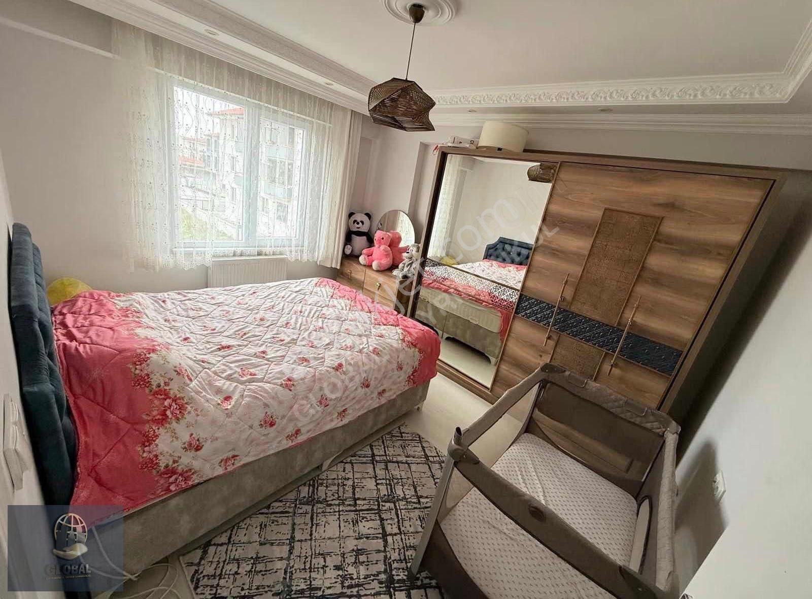 Cumhuriyet Parkı Civarı Arakat Ön Cephe 2+1 !! - Görsel 18