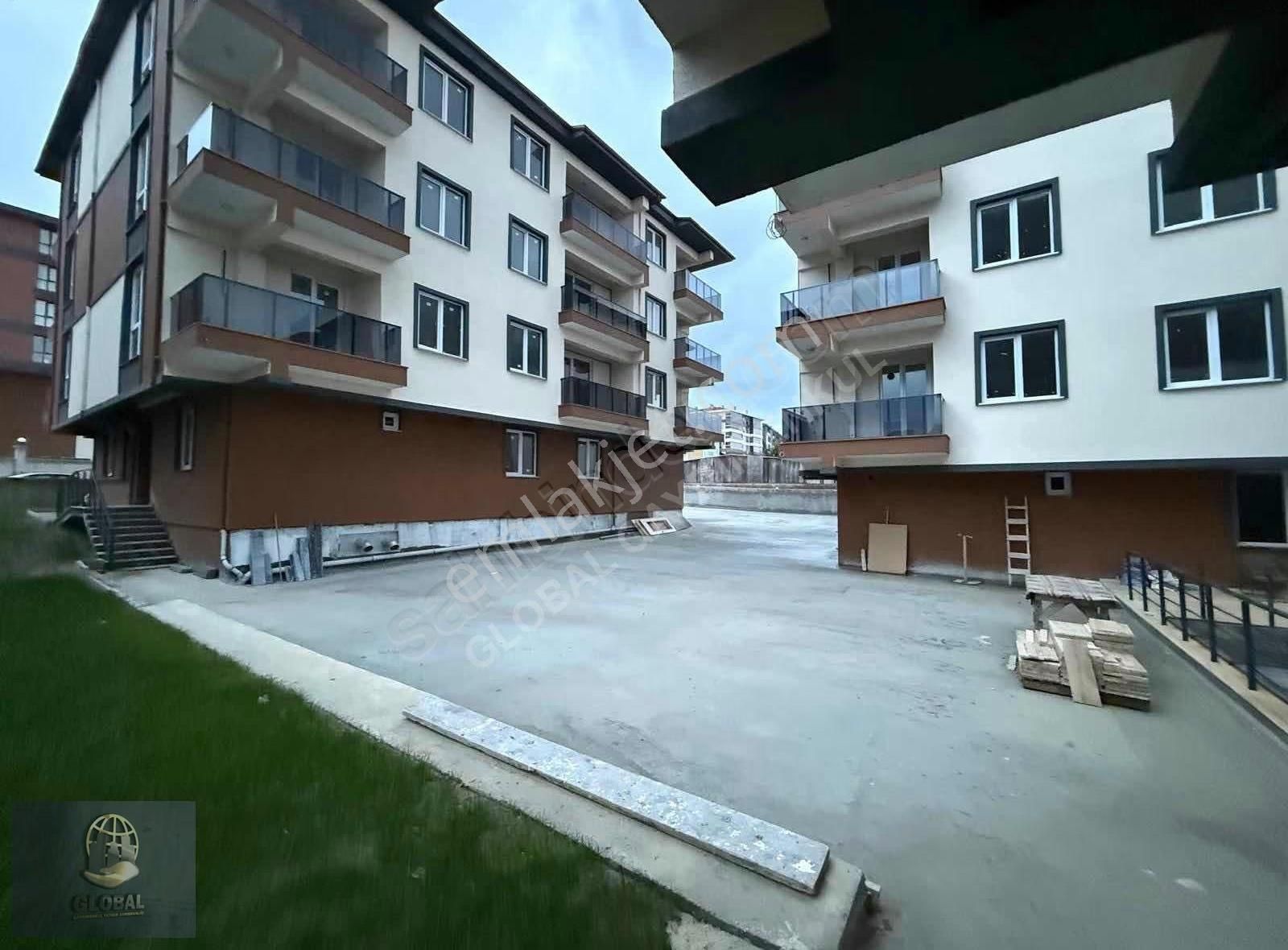 Acill Kervancı Bölgesi Havuzlu Siteiçi Arakat Ferah Plan 1+1 !! - Görsel 12