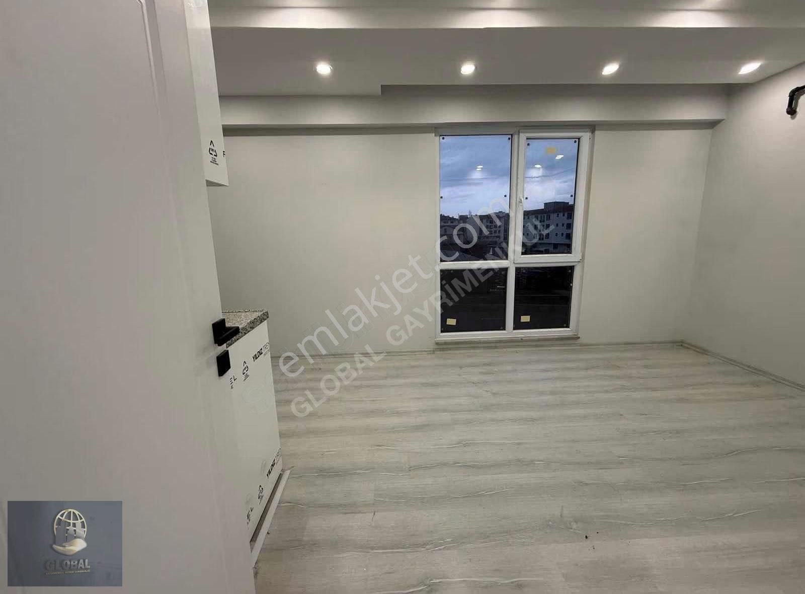 Acill Kervancı Bölgesi Havuzlu Siteiçi Arakat Ferah Plan 1+1 !! - Görsel 3