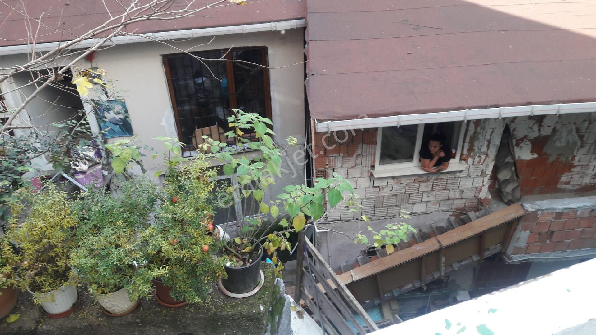 Mecidiyeköy De Konut İmarlı