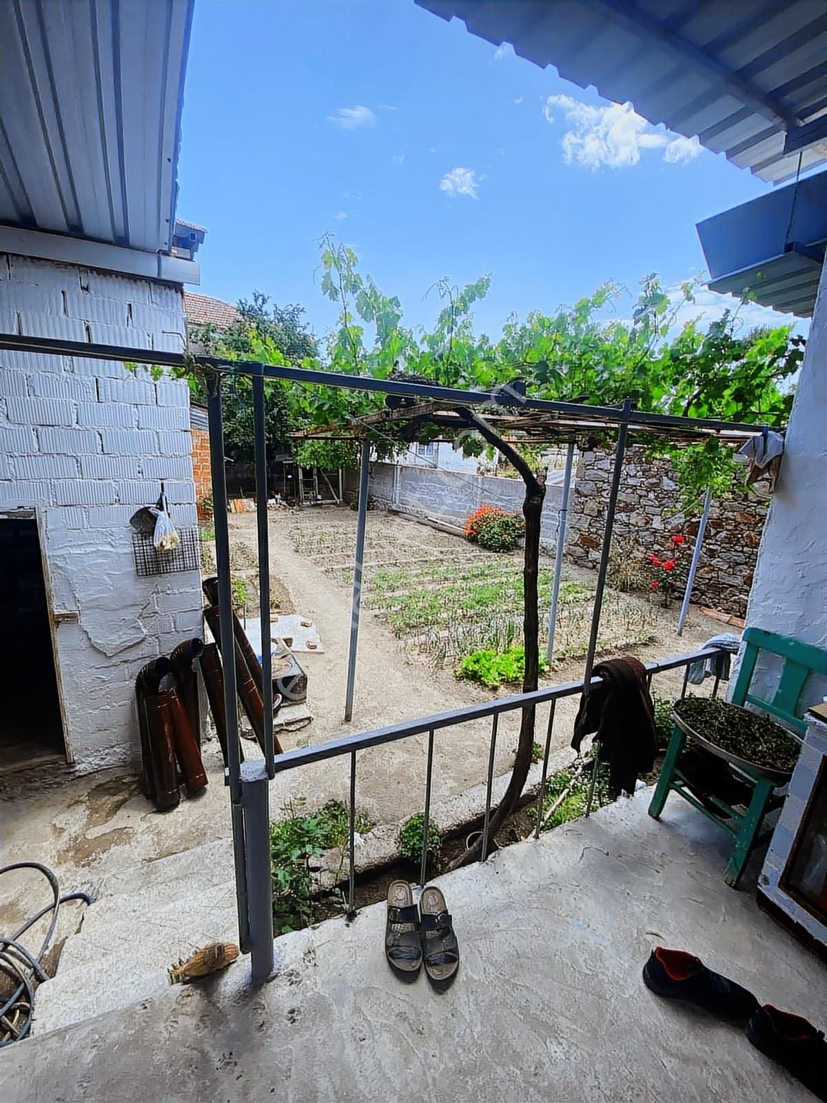 Çizgi Gayrimenkul'den Bergama Ovacık Mah Satılık Bahçeli Köy Evi - Görsel 2