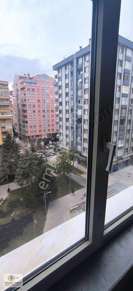 Emlak Odam'dan Nişantaşı Mah. 3+1 Ara Kat Geniş Satılık Daire - Görsel 14