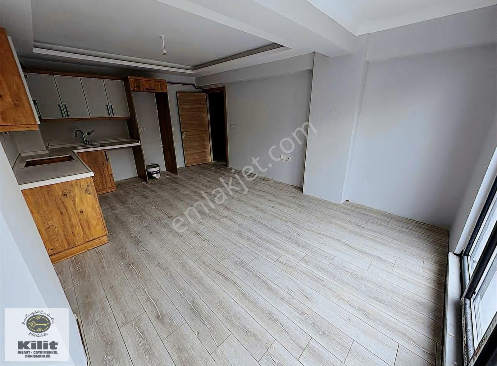 Yeni Mahalle'de Cadde Üzeri Satılık Sıfır 2+1 Daire - Görsel 3