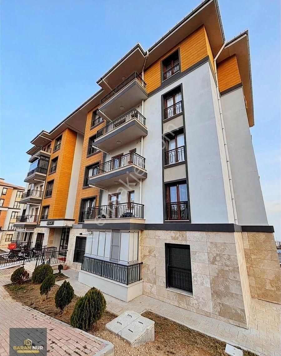 Ardıçlı Toki'de Kiralık 2+1 Yeni Masrafsız Daire Eşyasız - Görsel 3