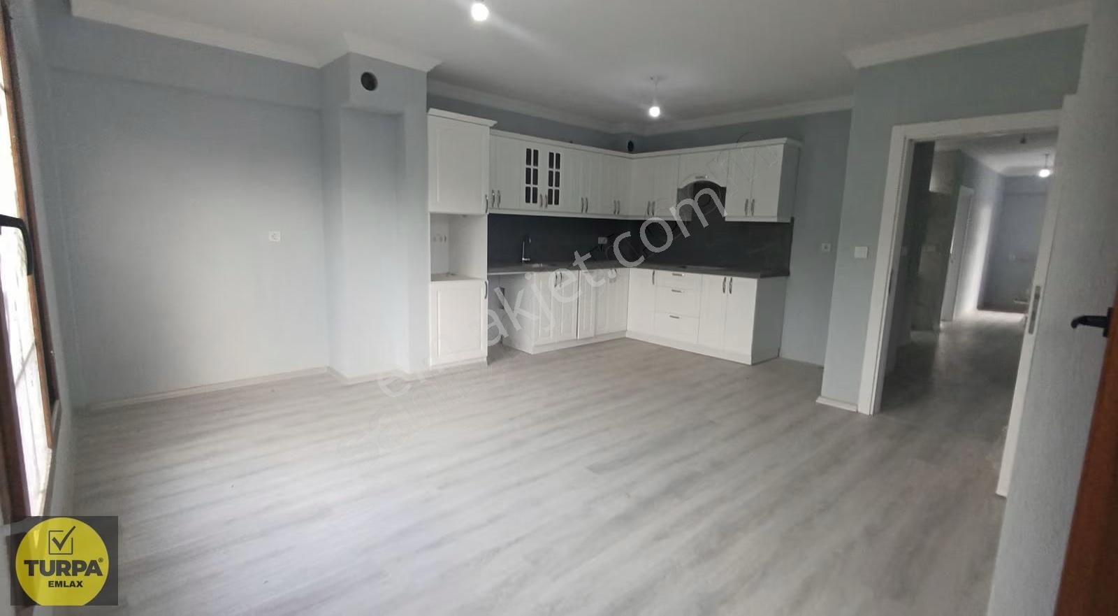 Hancı Yakını Cadde Üstü Müstakil Binada 3+1