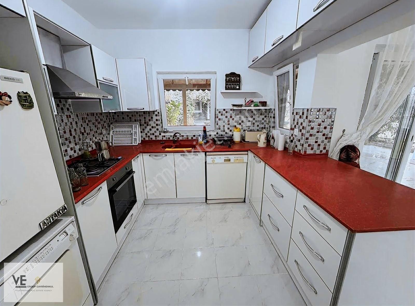 Bölgenin En Köklü-denize Sıfır Sitesi Yücekent'te 3+1 Villa - Görsel 27