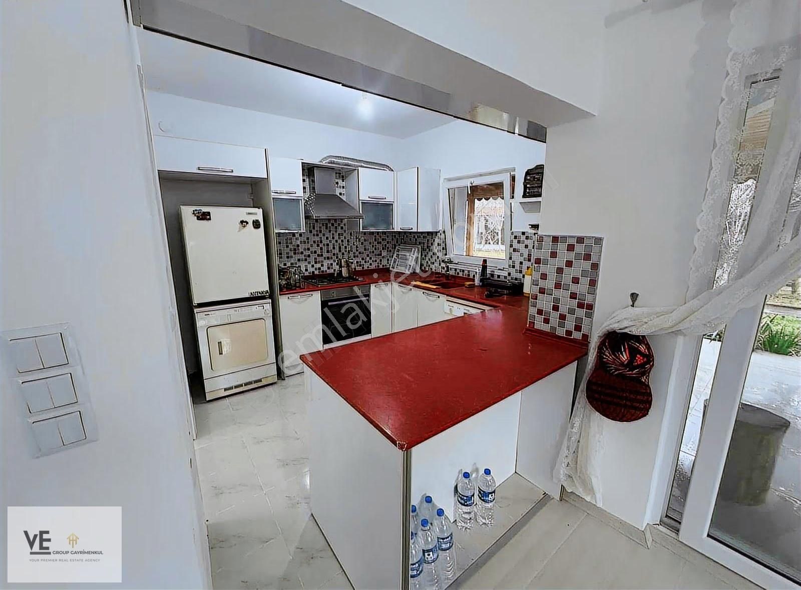 Bölgenin En Köklü-denize Sıfır Sitesi Yücekent'te 3+1 Villa - Görsel 3