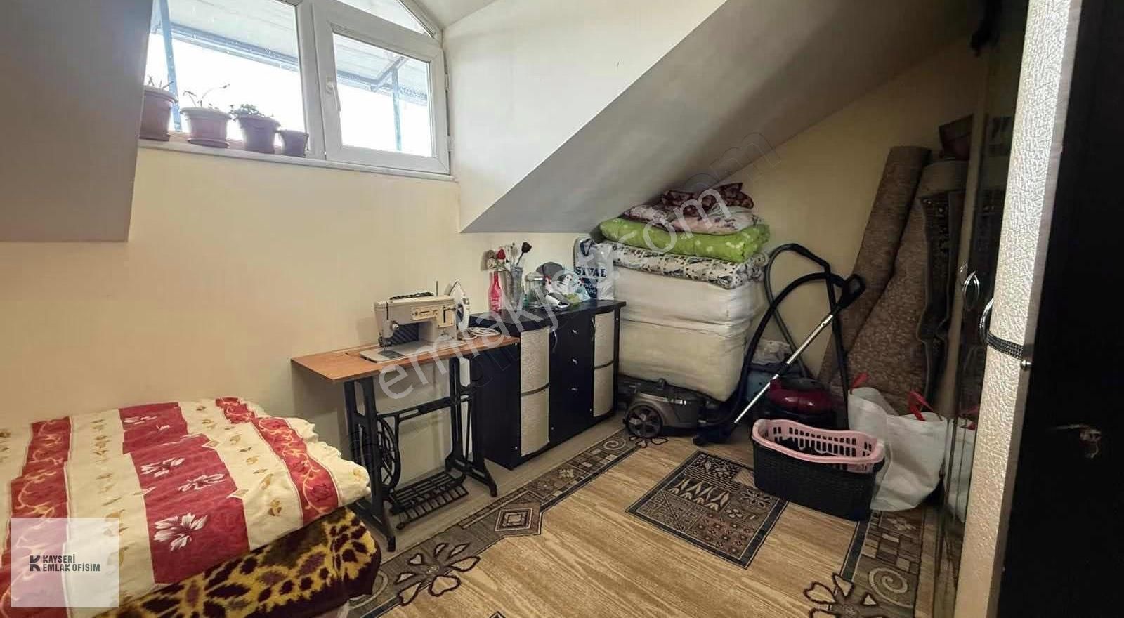 Selçuklu Mahallesi 4 Ayrı Bağımsız Bölüm Komple Satılık Bina - Görsel 21