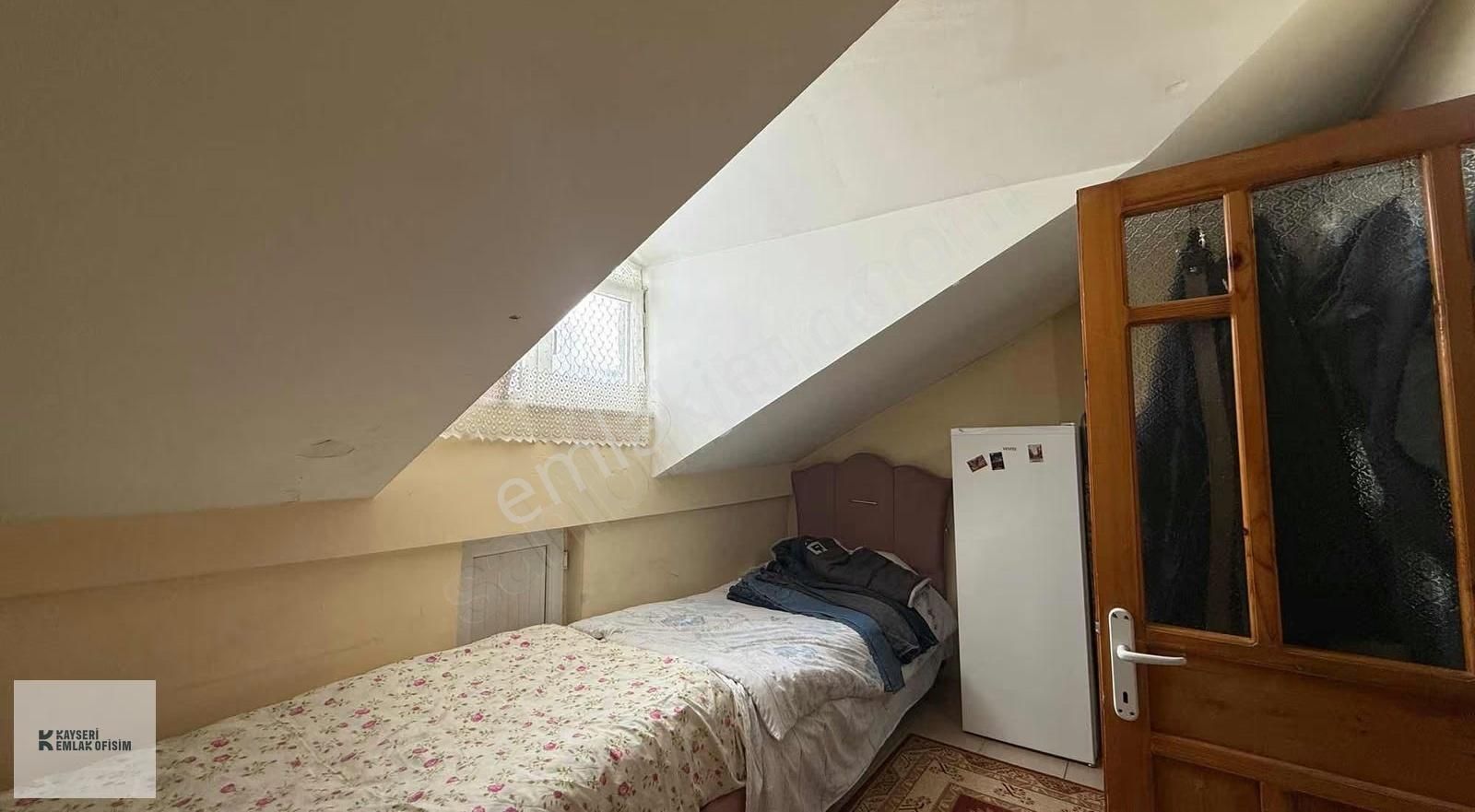 Selçuklu Mahallesi 4 Ayrı Bağımsız Bölüm Komple Satılık Bina - Görsel 16