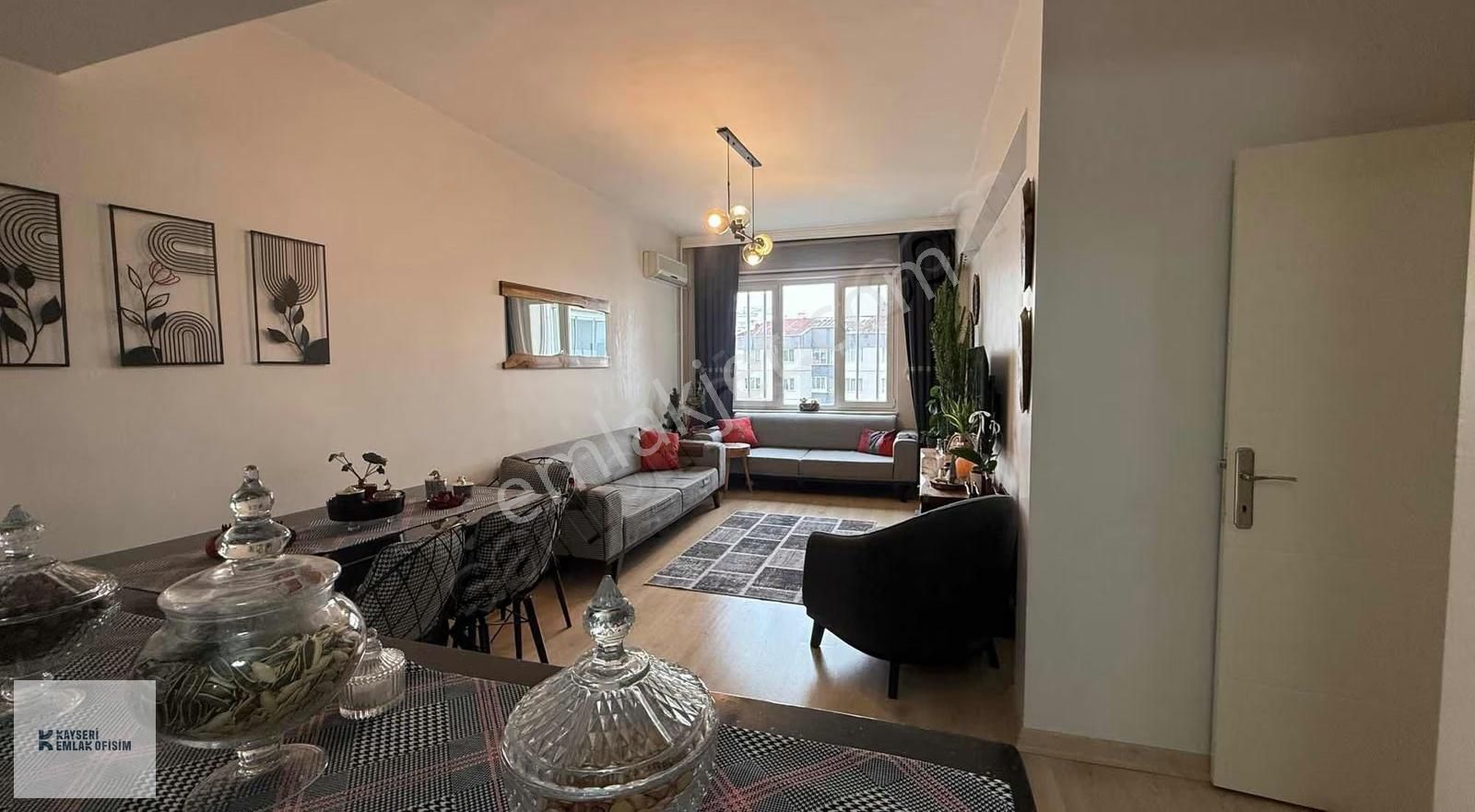 Alpaslan Mahallesi Yenilenmiş Full Yapılı 3+1 Daire - Görsel 22