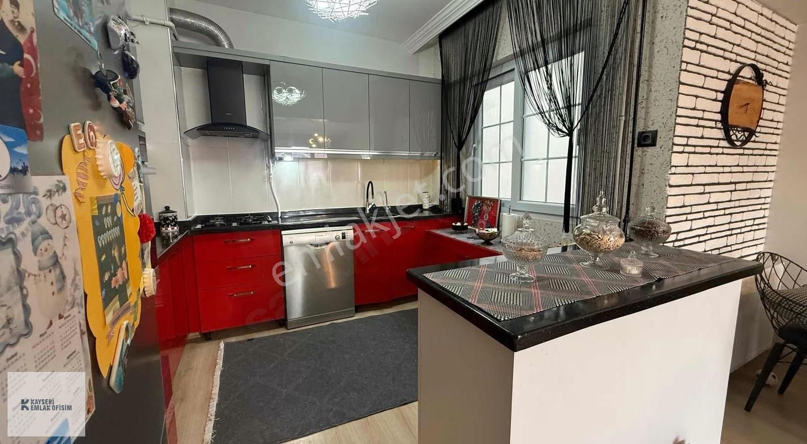 Alpaslan Mahallesi Yenilenmiş Full Yapılı 3+1 Daire - Görsel 21