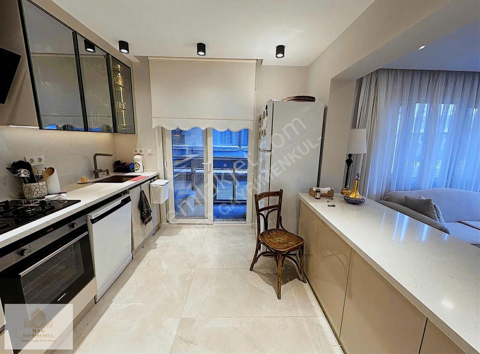 Msg'den Göztepe Stad Karşısında Asansörlü Özel Dizayn 3+1 Daire - Görsel 22