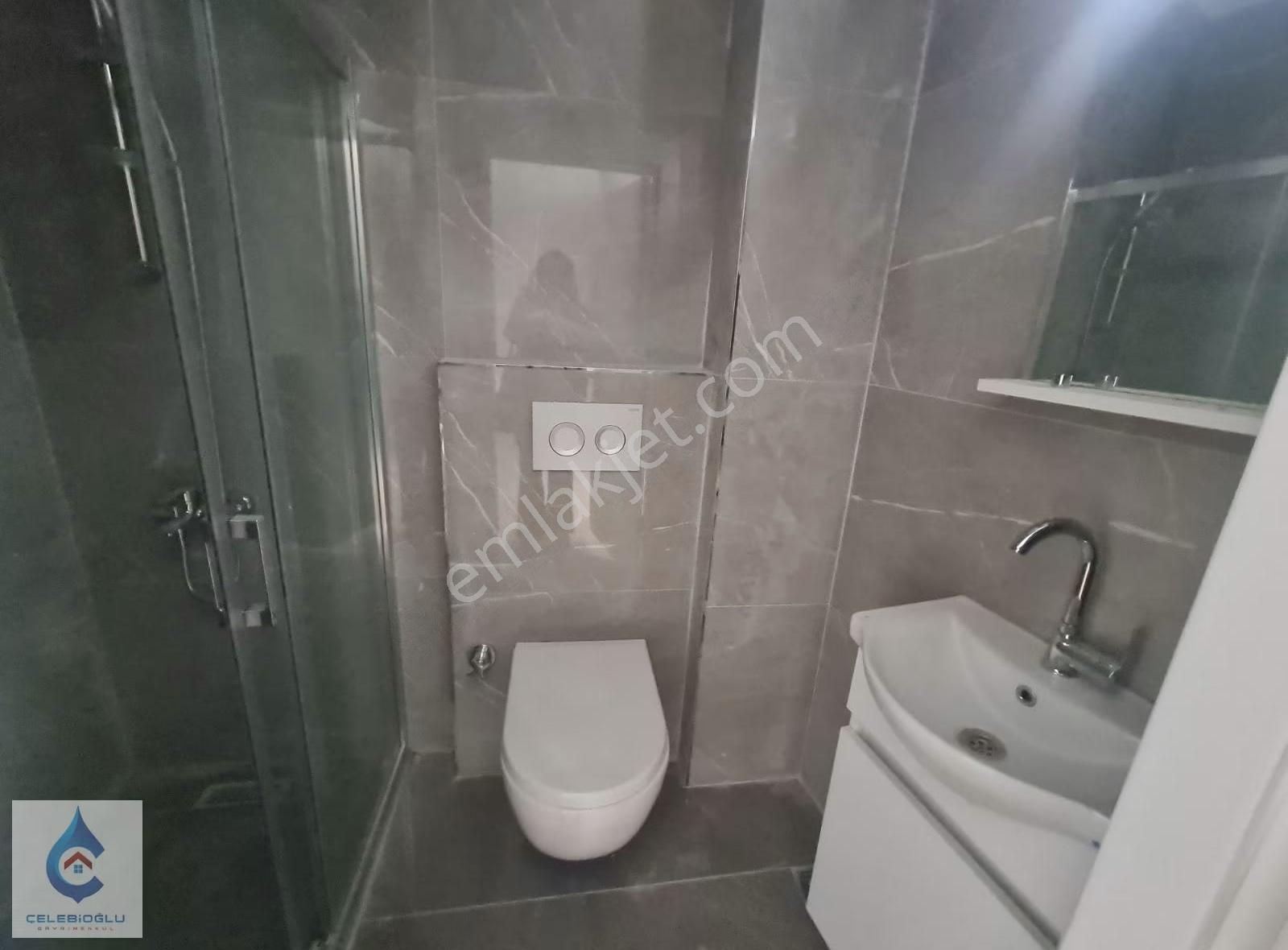 Çayırova Atatürk Mah.kalbinde Ultra Lüx Teraslı 3+1