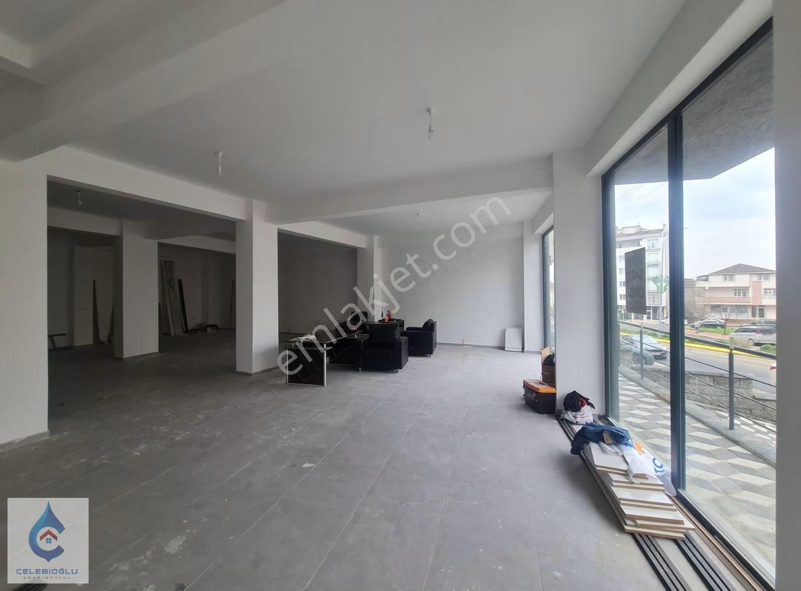 Çayırova Atatürk Mh.cadde Üstü 300 M Kiralık Dükkan - Görsel 2