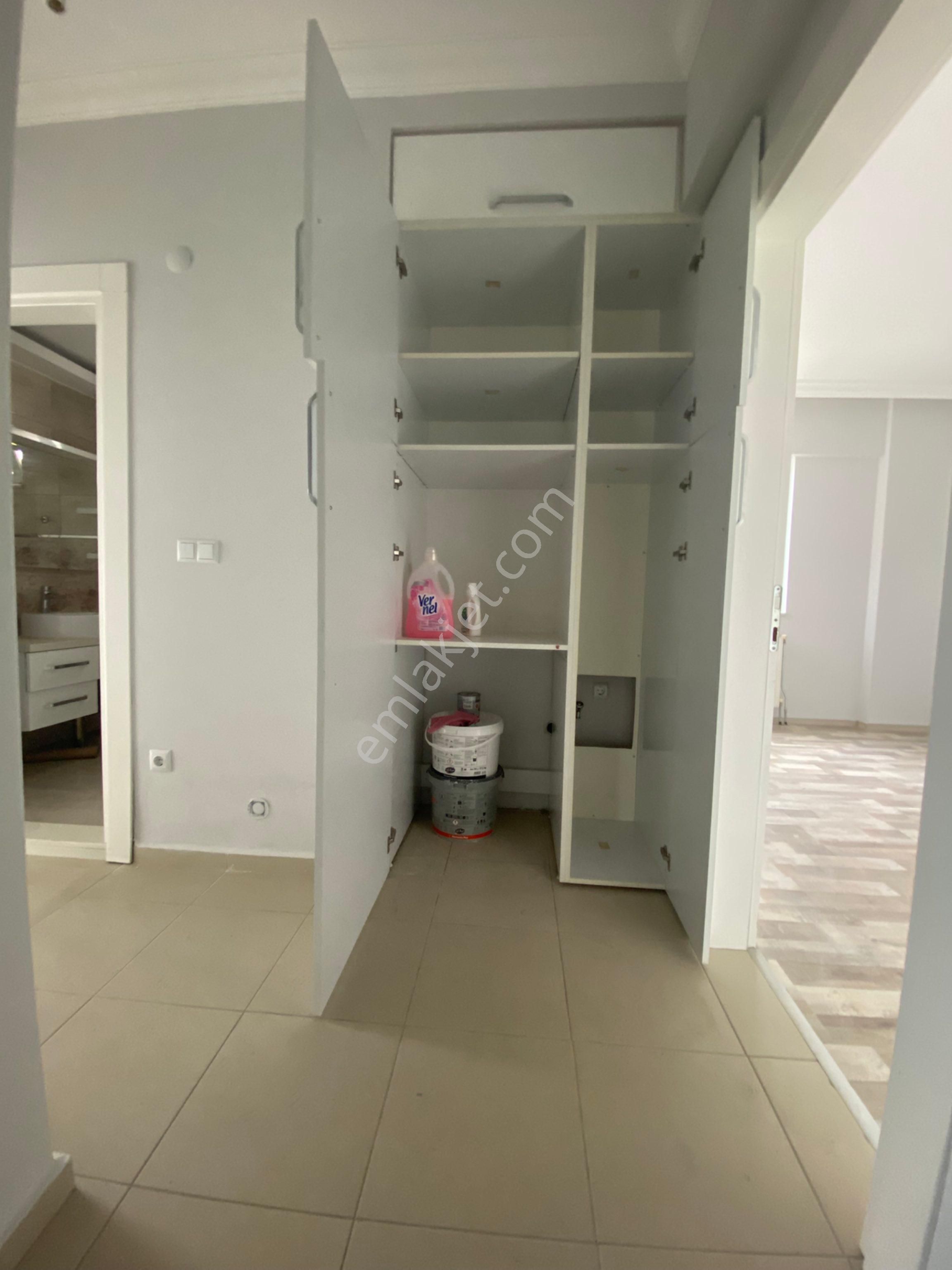 Zaferde Site İçi Havuzlu 3+1 Ara Kat - Görsel 9