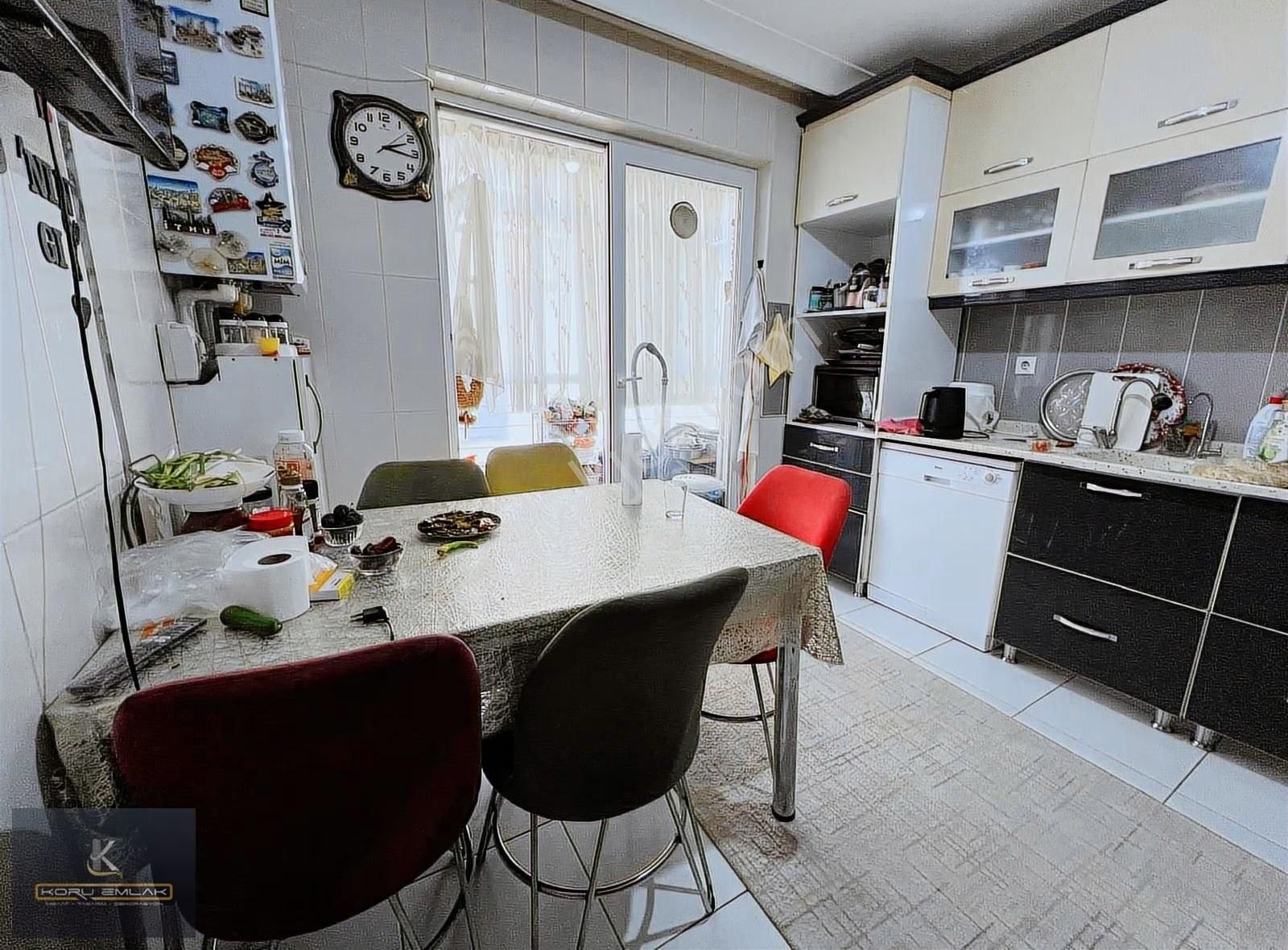 Dilek Camii Yakınında Katta Asansörlü Full Yapılı 3+ 1 Daire - Görsel 10