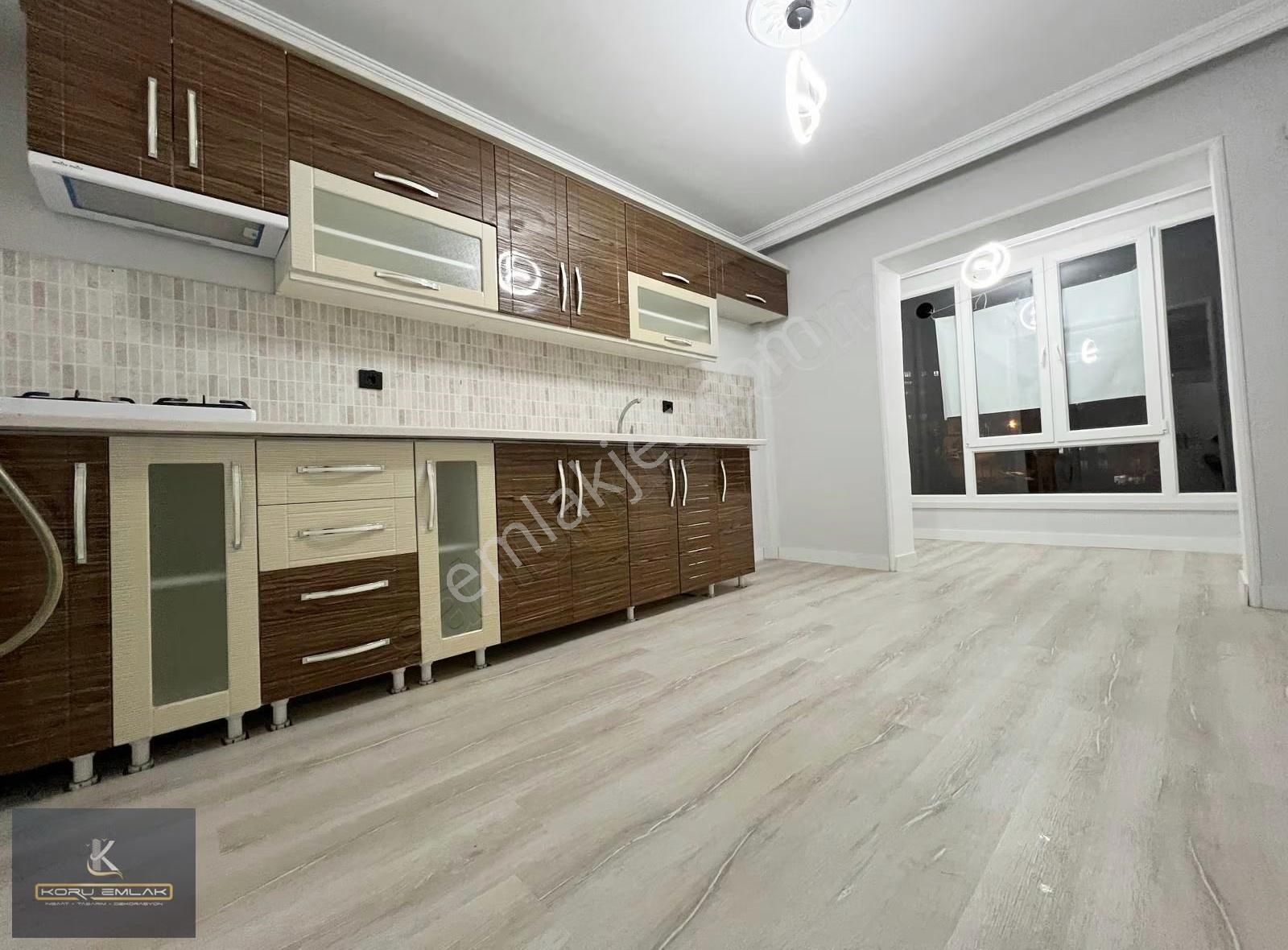 Ufuktepe'de Ultra Lüks Yapılı Geniş Metrajlı Asansörlü 3+1 Daire - Görsel 23