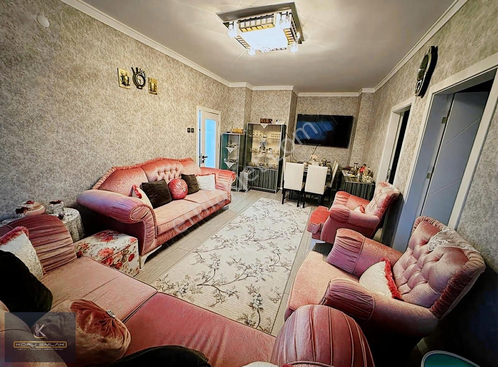 Aşağı Eğlence'de Ultra Lüks Yapılı Manzaralı Katta 3+1 Daire - Görsel 17