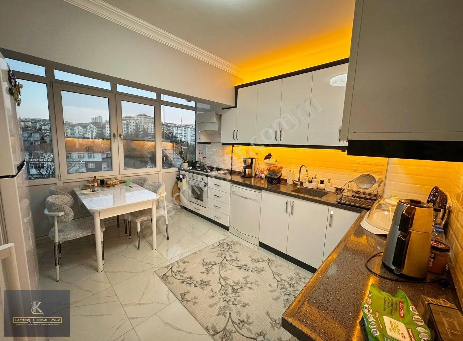 Aşağı Eğlence'de Ultra Lüks Yapılı Manzaralı Katta 3+1 Daire - Görsel 15