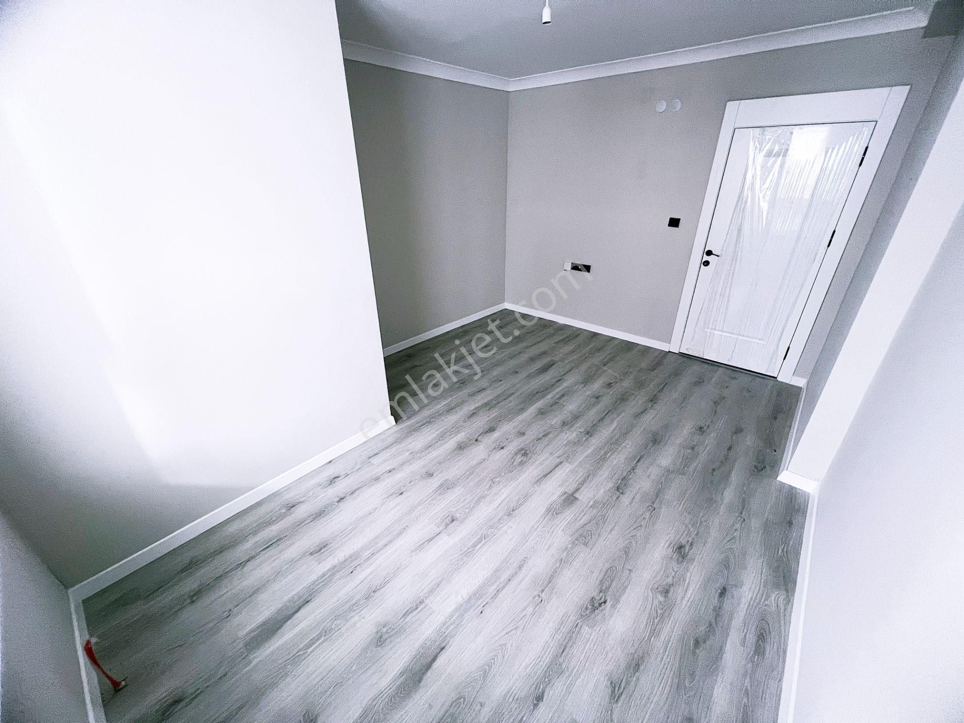 Cihandan Şehitkubilay Da Estergon Cadde Yakını Satlık Sıfır 2+1 - Görsel 15