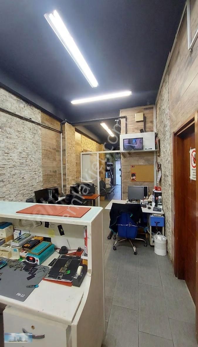 Mehmethan Emlaktan Devirsız Havaparasız Kiralık Dükkan - Görsel 12