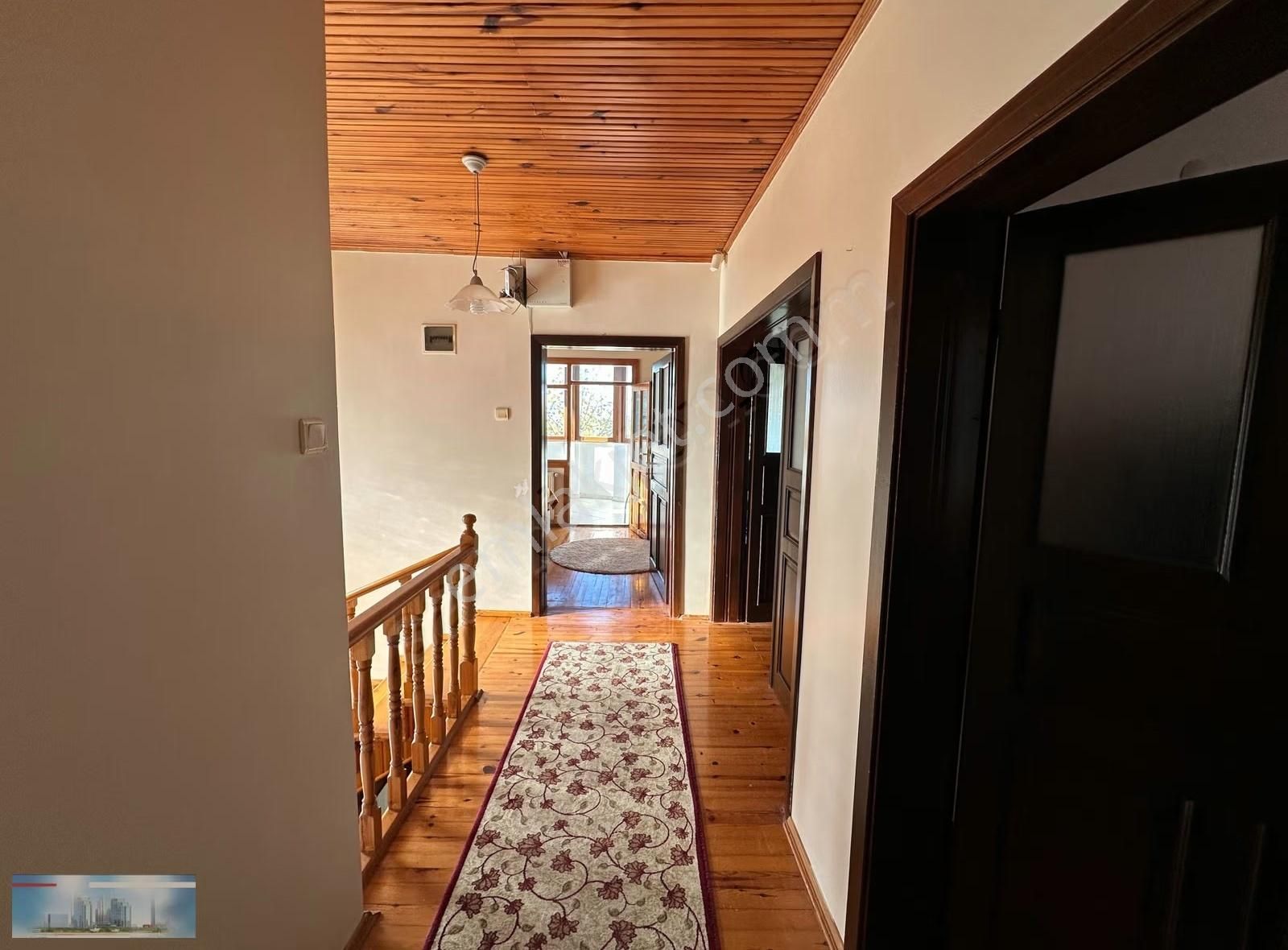 Kartepe Şirinsulhiyede Kapalı Garajlı / Teraslı Müstakil Villa - Görsel 23