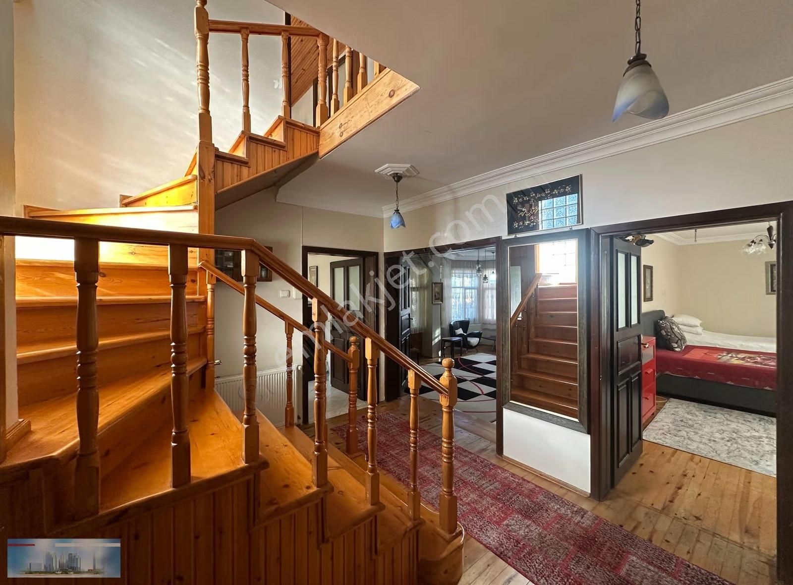 Kartepe Şirinsulhiyede Kapalı Garajlı / Teraslı Müstakil Villa - Görsel 13