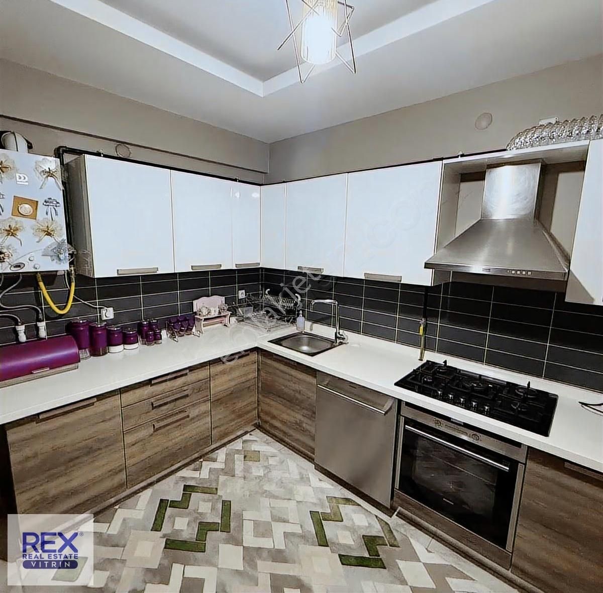 Talas Tablakaya Da Çift Balkonlu Geniş Oturumlu Fırsat Daire - Görsel 26