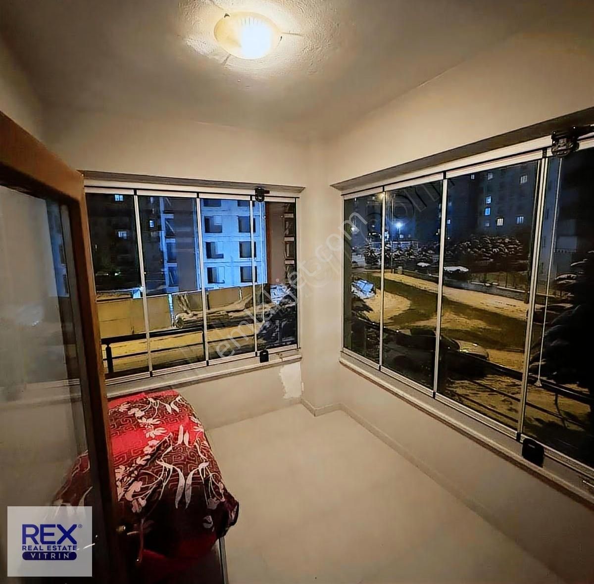 Talas Tablakaya Da Çift Balkonlu Geniş Oturumlu Fırsat Daire - Görsel 19