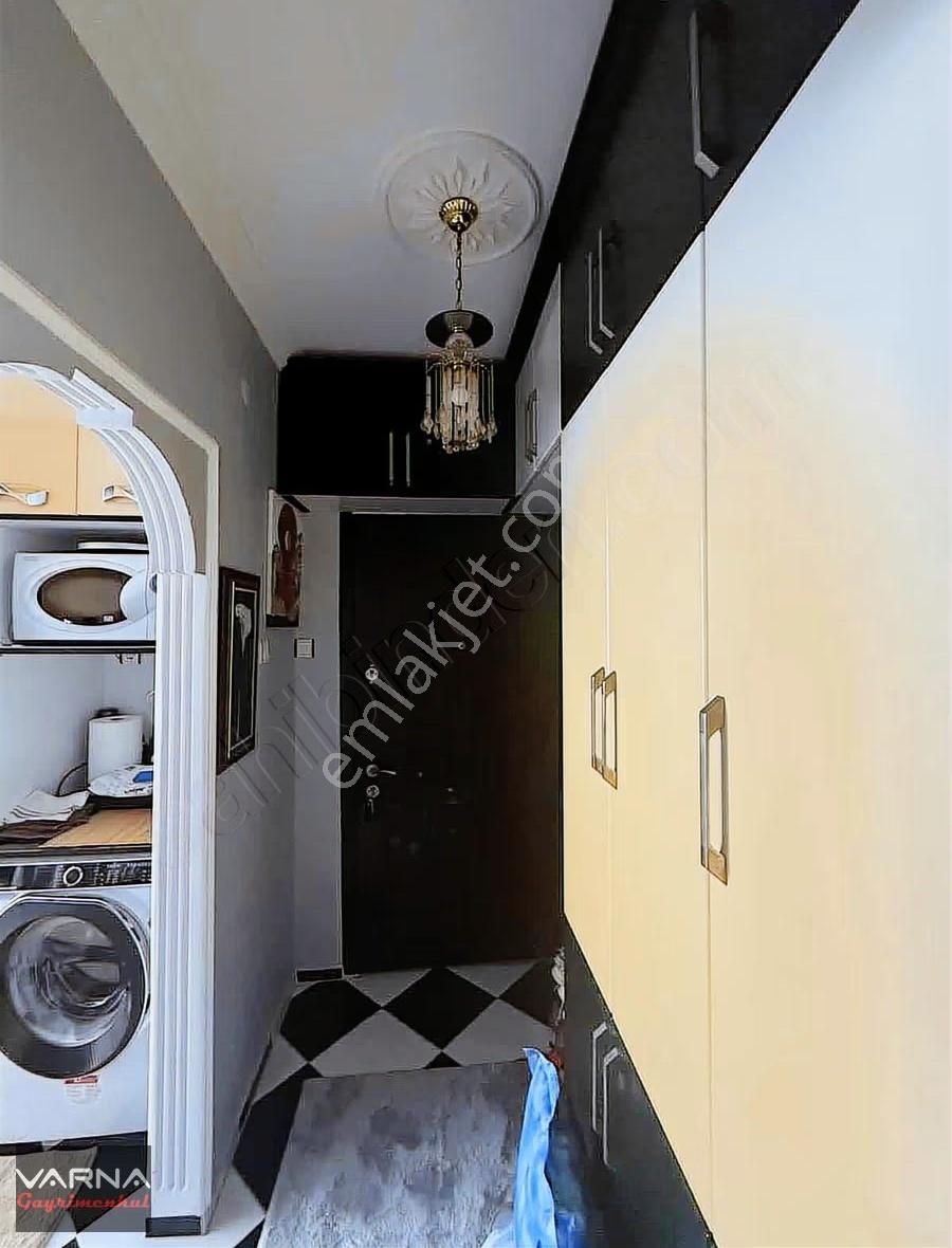 Menderes Görece Kiralık Full Eşyalı 2+1 80 M2 Daire - Görsel 9
