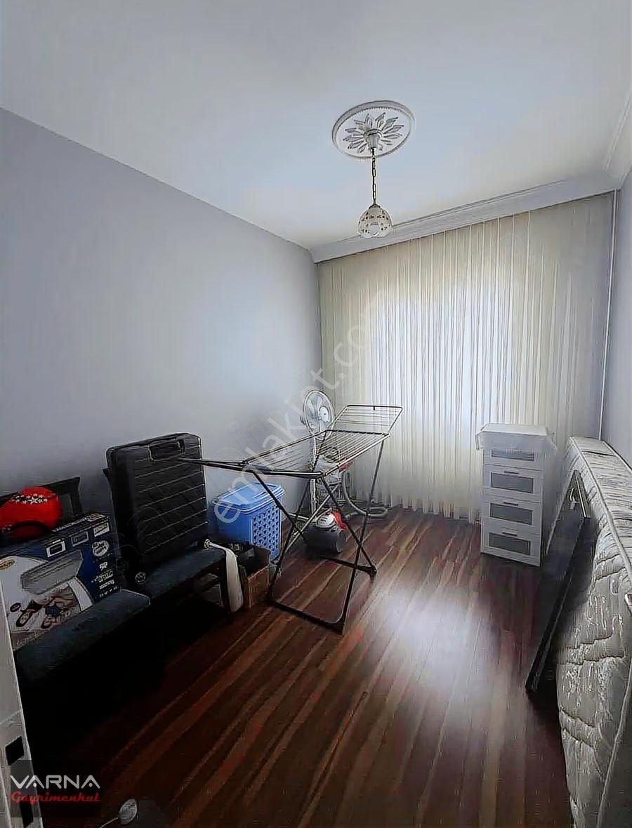 Menderes Görece Kiralık Full Eşyalı 2+1 80 M2 Daire - Görsel 2