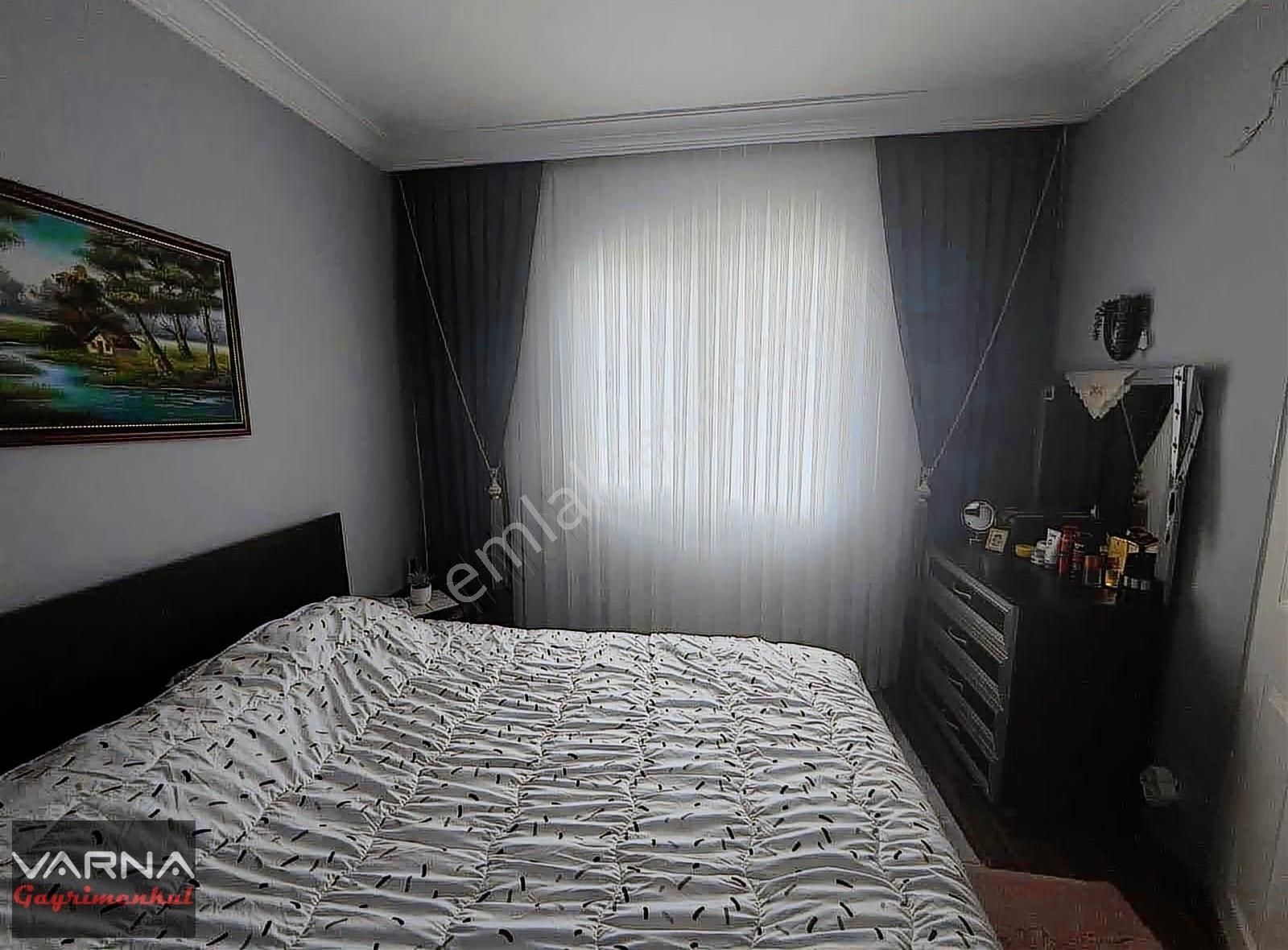 Menderes Görece Kiralık Full Eşyalı 2+1 80 M2 Daire - Görsel 11