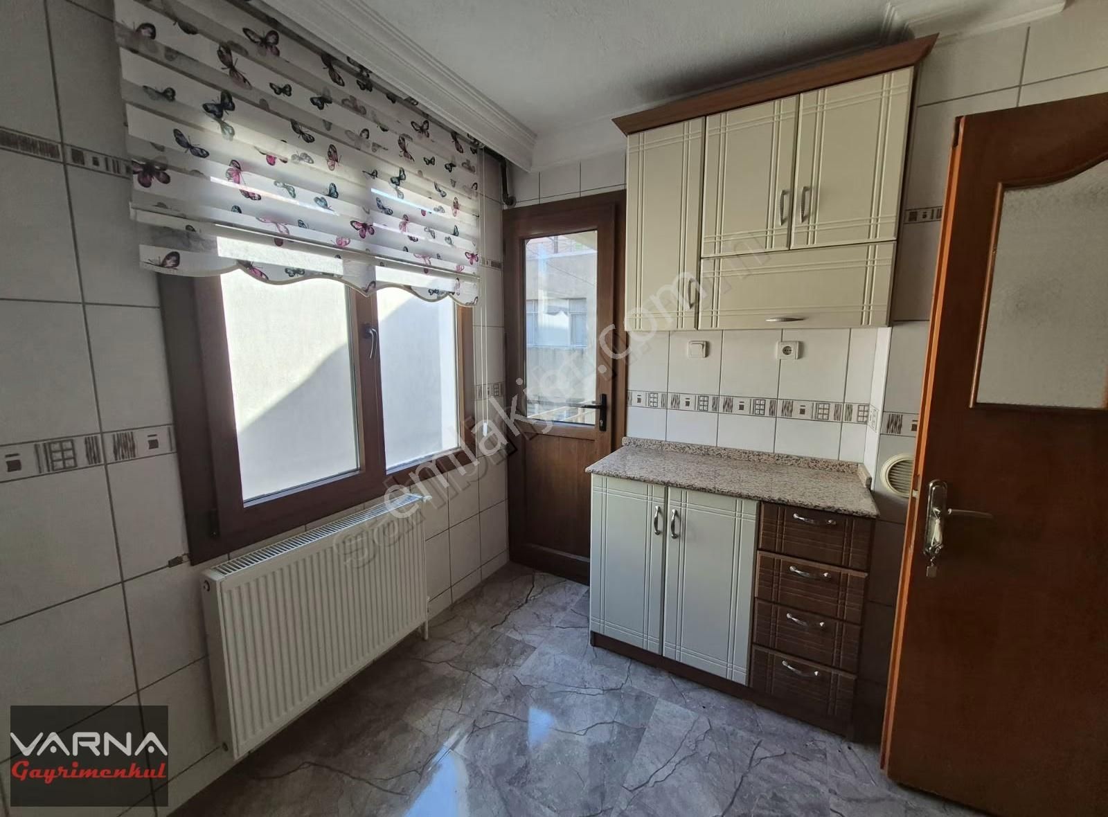 Gaziemir Sarnıç 3+1 Doğalgazlı Klimali Ferah Geniş Daire - Görsel 8