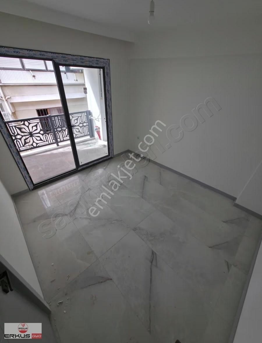 Satılık! Akkonak Lozan Caddesi Yakını 2+1 Suit Boş Apart Daire - Görsel 6