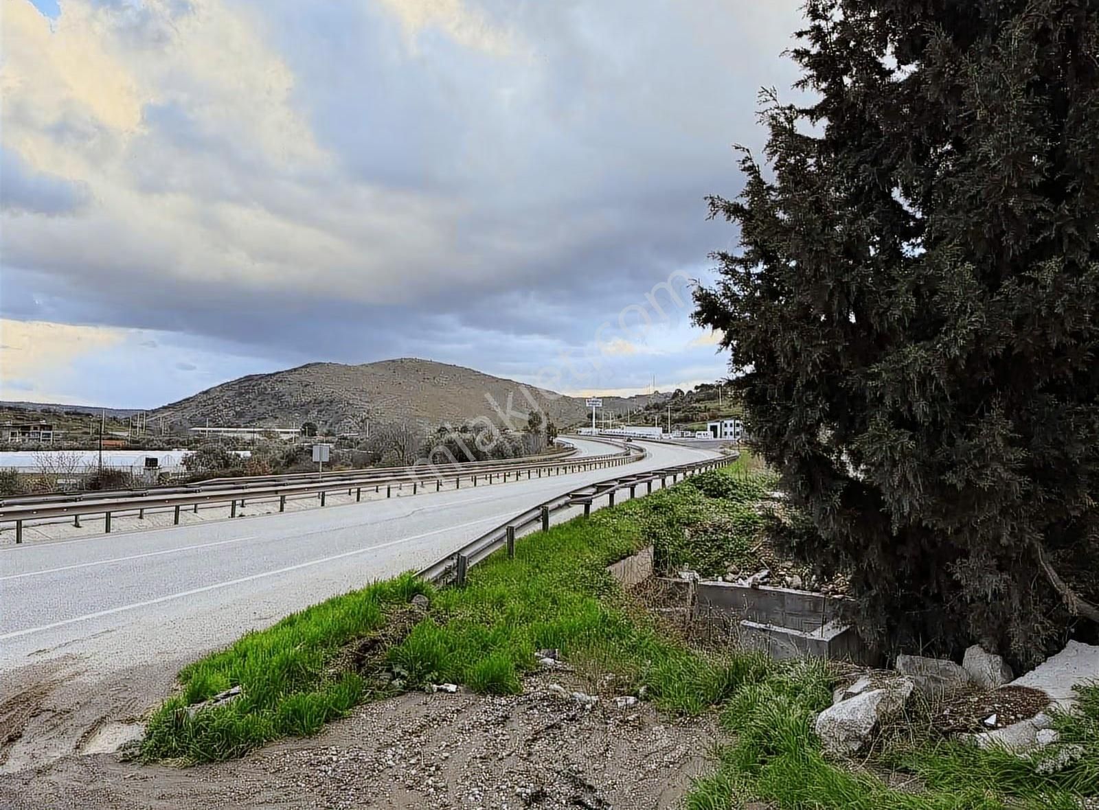 Menemen Göktepede Menemen Daire Takasana Açık İmarlı Arsa