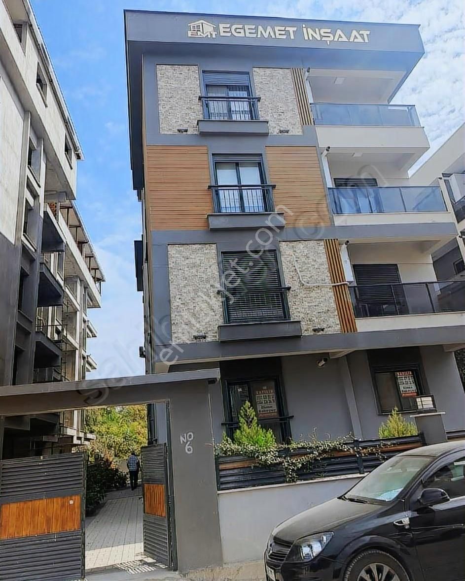 Seyrek'te Satılık Geniş 2+1 Daire!!! - Görsel 4