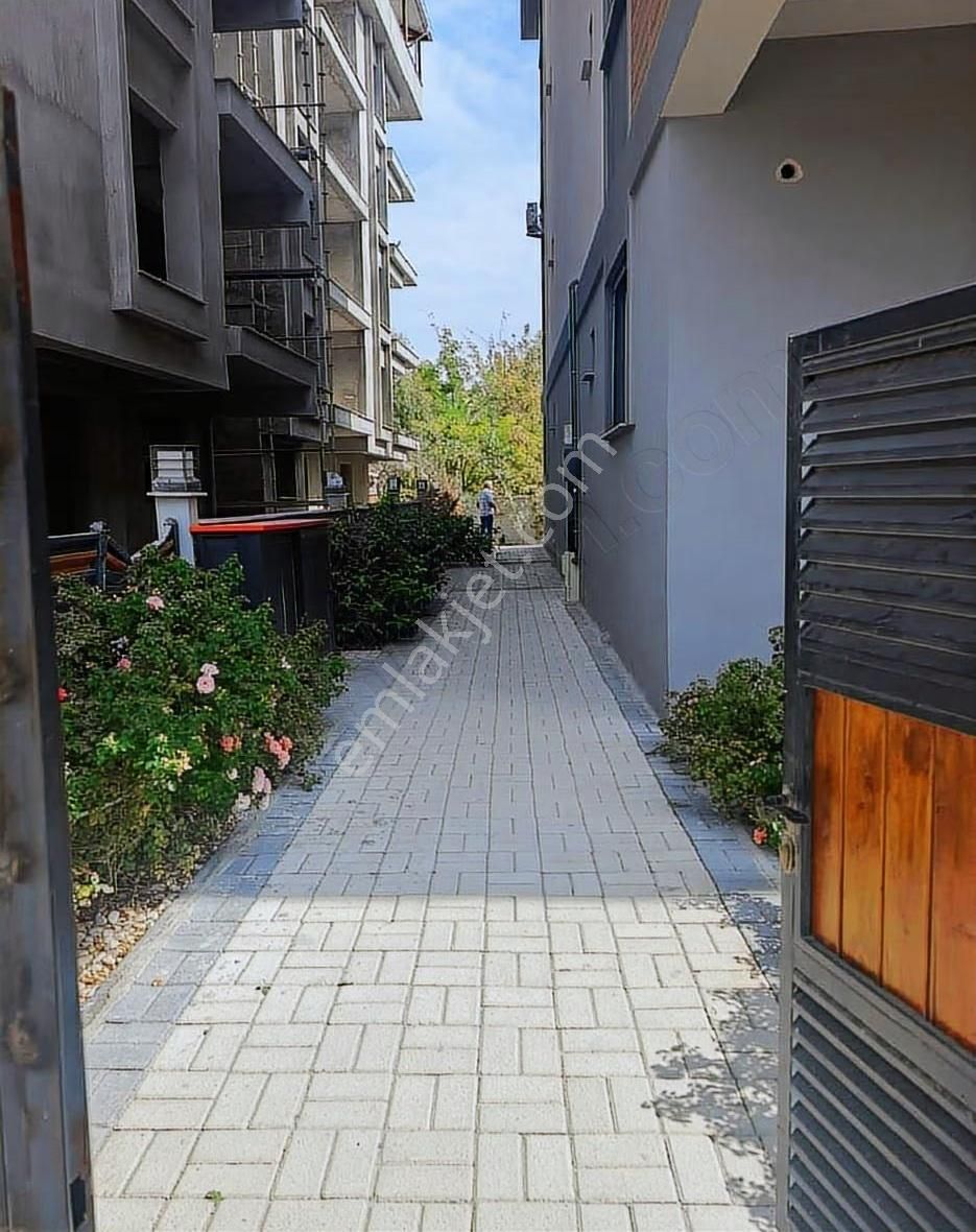 Seyrek'te Satılık Geniş 2+1 Daire!!! - Görsel 18